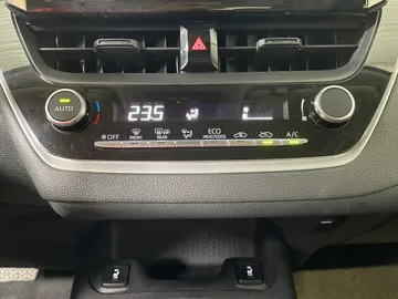 2025 Toyota Corolla - image 21