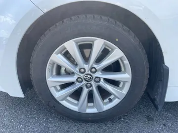 2024 Toyota Corolla - image 7