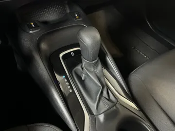 2025 Toyota Corolla - image 25