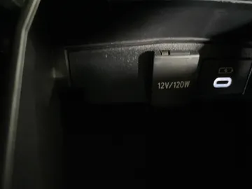 2025 Toyota Corolla - image 24