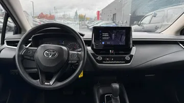 2025 Toyota Corolla - image 9