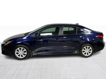 2025 Toyota Corolla - image 4