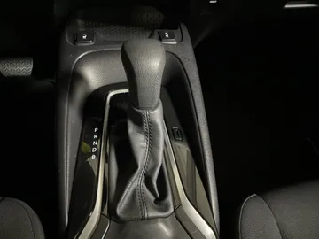 2025 Toyota Corolla - image 25