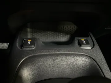 2025 Toyota Corolla - image 21