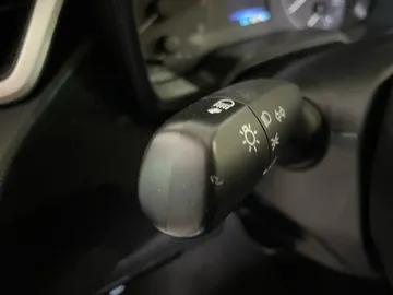 2025 Toyota Corolla - image 16