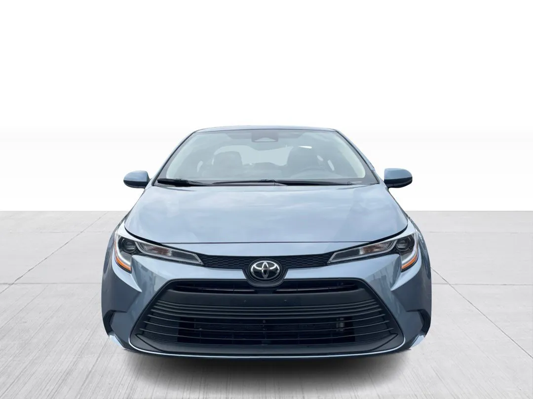 2025 Toyota Corolla LE, photo 5