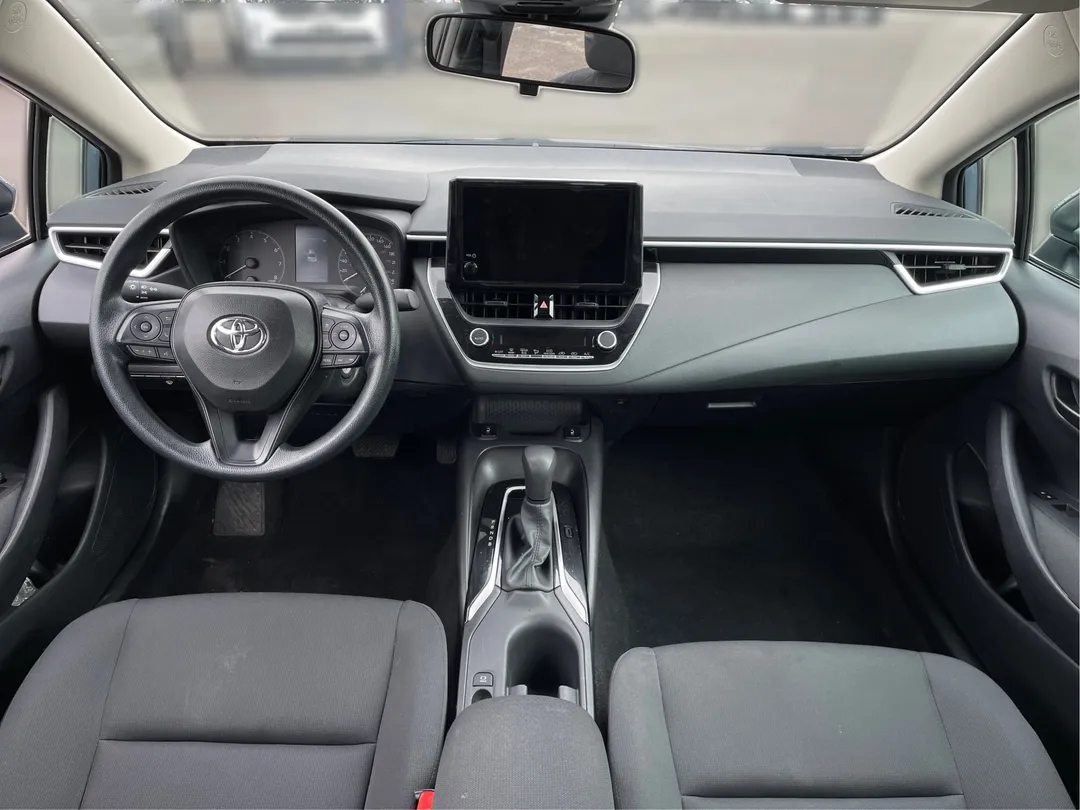 2025 Toyota Corolla — photo 4