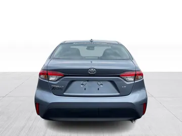 2025 Toyota Corolla - image 10