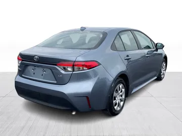 2025 Toyota Corolla - image 12