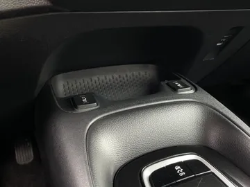 2025 Toyota Corolla - image 22