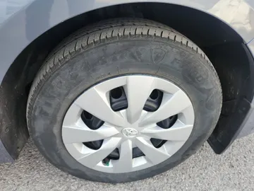 2024 Toyota Corolla - image 7