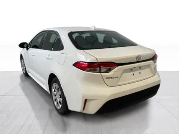 2024 Toyota Corolla - image 6