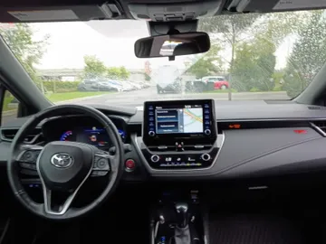2020 Toyota Corolla - image 8
