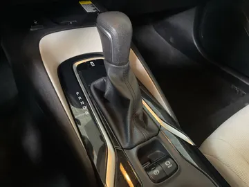 2021 Toyota Corolla - image 26