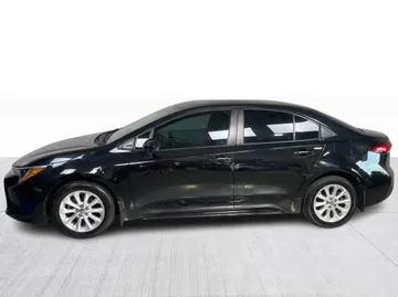2021 Toyota Corolla - image 4