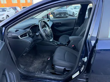 2022 Toyota Corolla - image 8