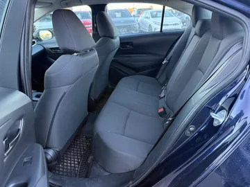 2022 Toyota Corolla - image 9