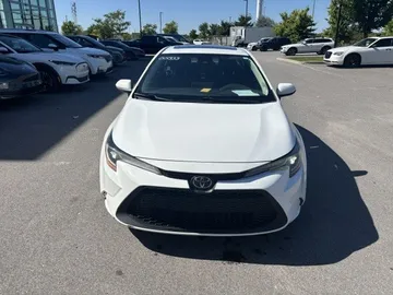 2022 Toyota Corolla - image 2