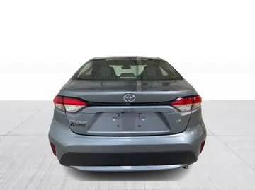 2022 Toyota Corolla - image 11