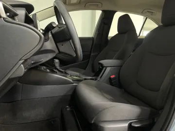 2022 Toyota Corolla - image 3