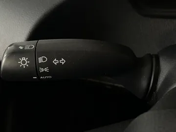 2022 Toyota Corolla - image 17