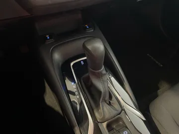2022 Toyota Corolla - image 21