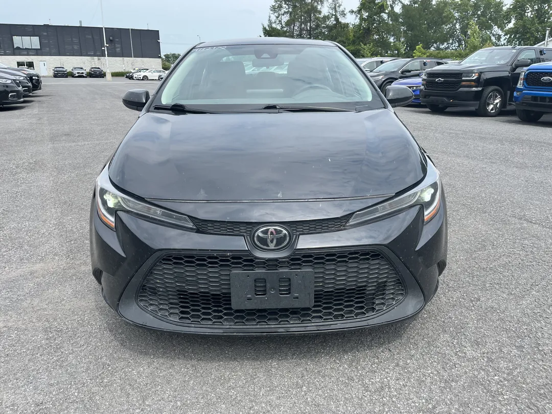 2022 Toyota Corolla — photo 2