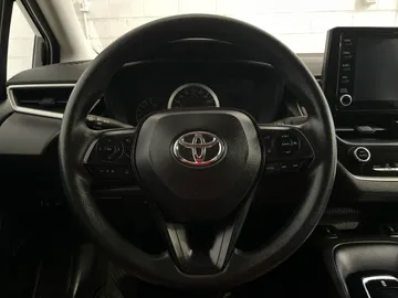 2022 Toyota Corolla - image 15