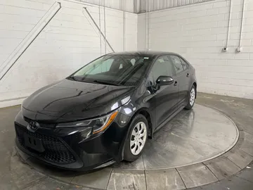 2022 Toyota Corolla - image 3