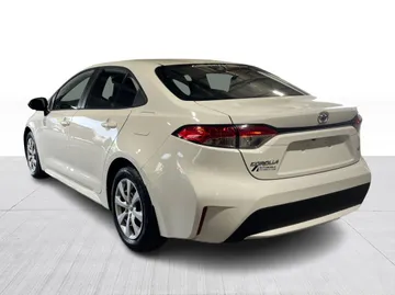 2022 Toyota Corolla - image 9