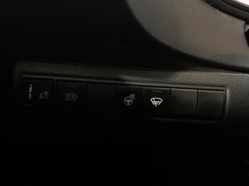 2021 Toyota Corolla - image 32
