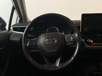2021 Toyota Corolla - image 16