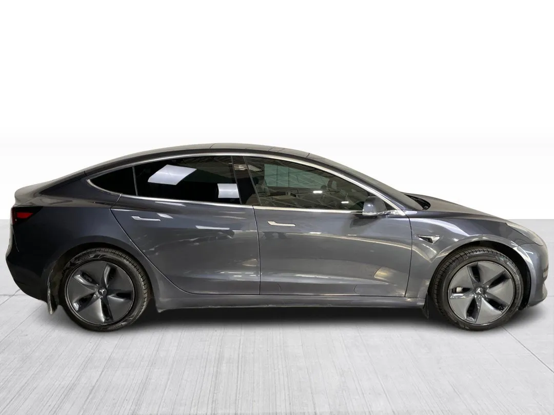 2019 Tesla Model 3 Standard Range Plus, photo 8