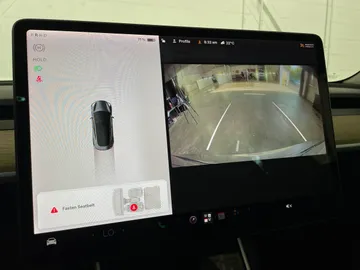 2019 Tesla Model 3 - image 19