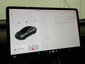2019 Tesla Model 3 - image 22