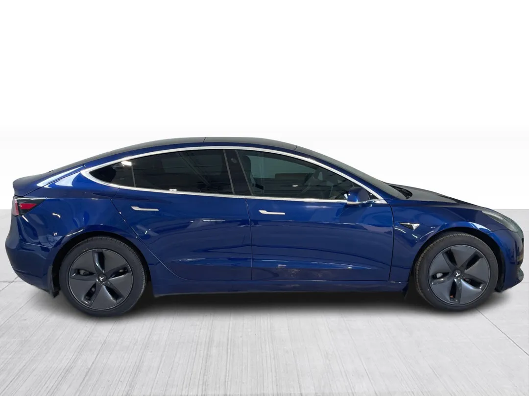 2020 Tesla Model 3 Standard Range Plus, photo 8