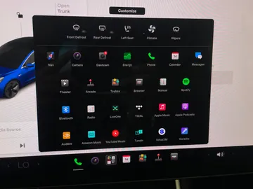 2020 Tesla Model 3 - image 28