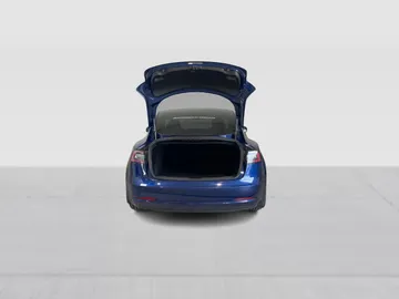 2020 Tesla Model 3 - image 13