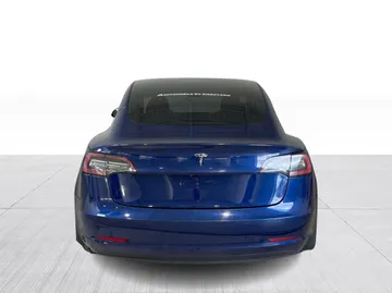 2020 Tesla Model 3 - image 7