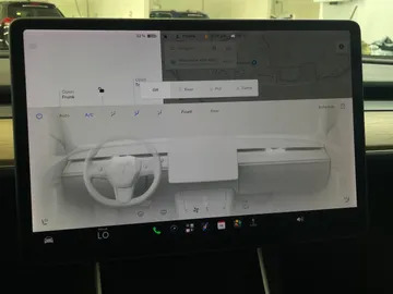 2020 Tesla Model 3 - image 22