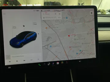 2020 Tesla Model 3 - image 20