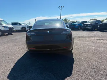 2021 Tesla Model 3 - image 6
