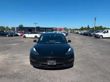 2021 Tesla Model 3 - image 2
