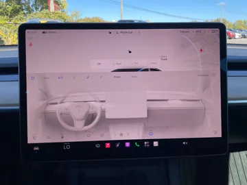 2022 Tesla Model 3 - image 22