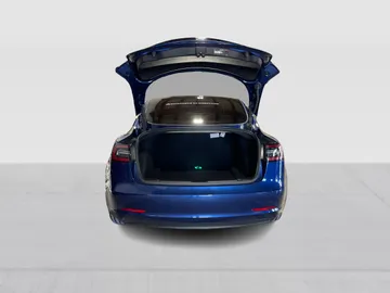 2022 Tesla Model 3 - image 14