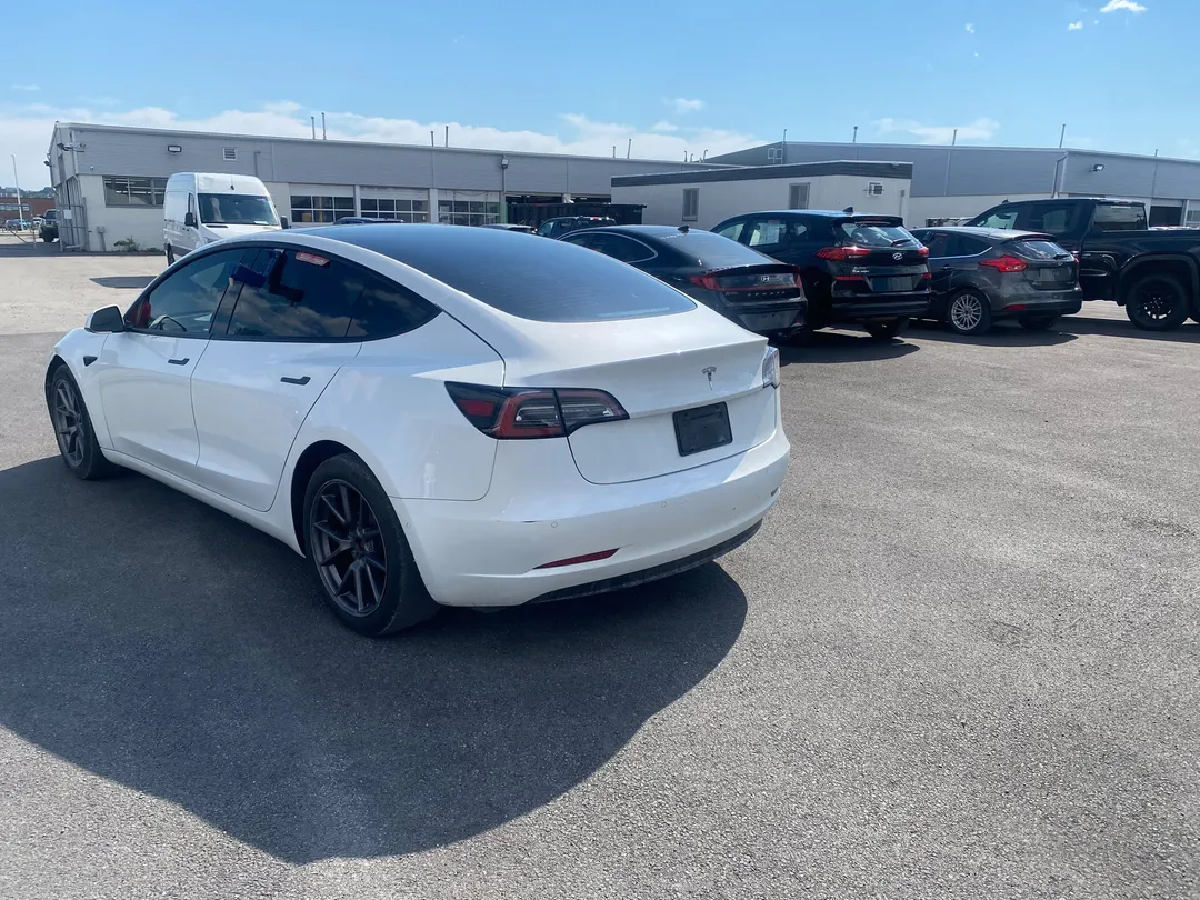 2021 Tesla Model 3 — photo 6