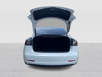2021 Tesla Model 3 - image 14
