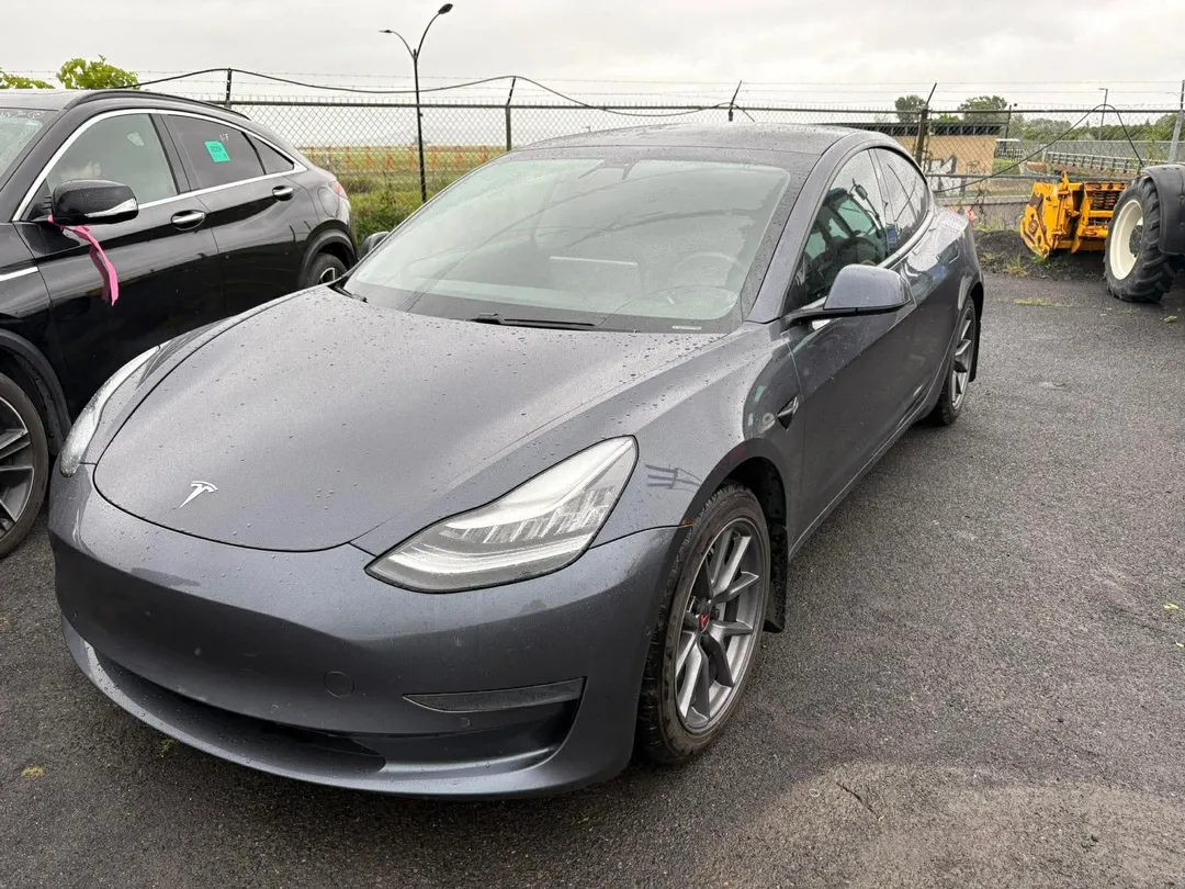 2021 Tesla Model 3 — photo 3