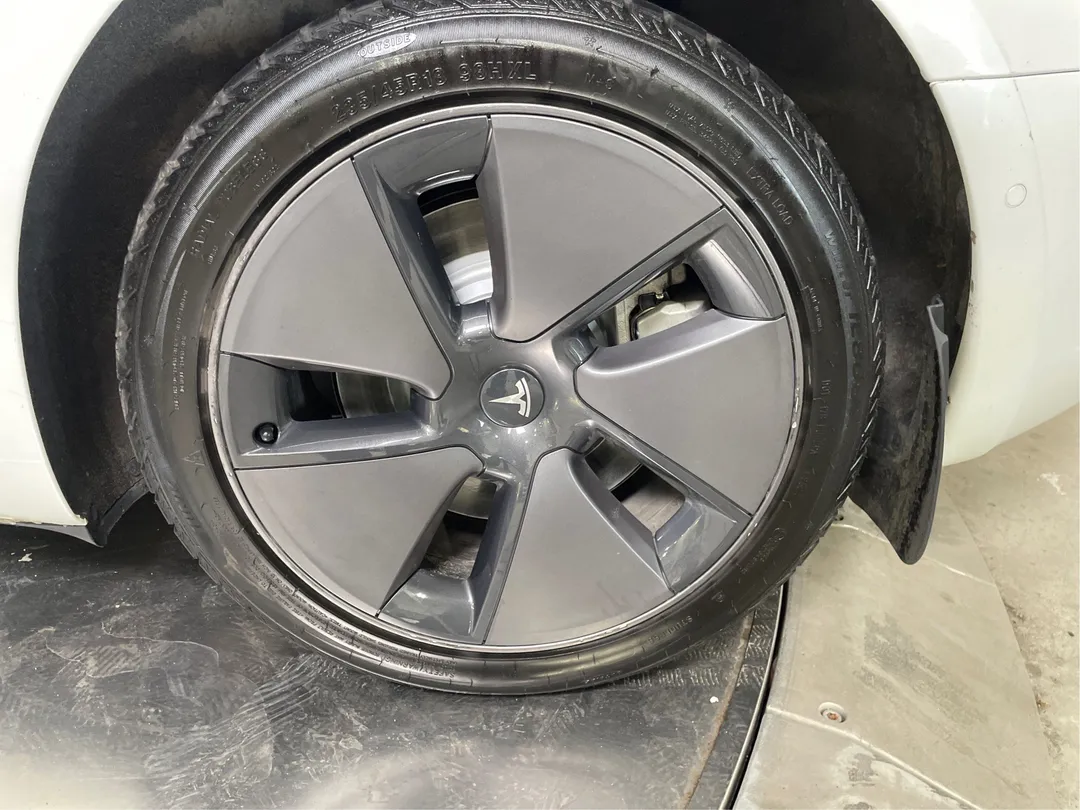 2021 Tesla Model 3 Standard Range Plus, photo 6