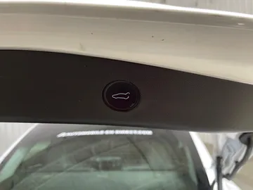 2021 Tesla Model 3 - image 19